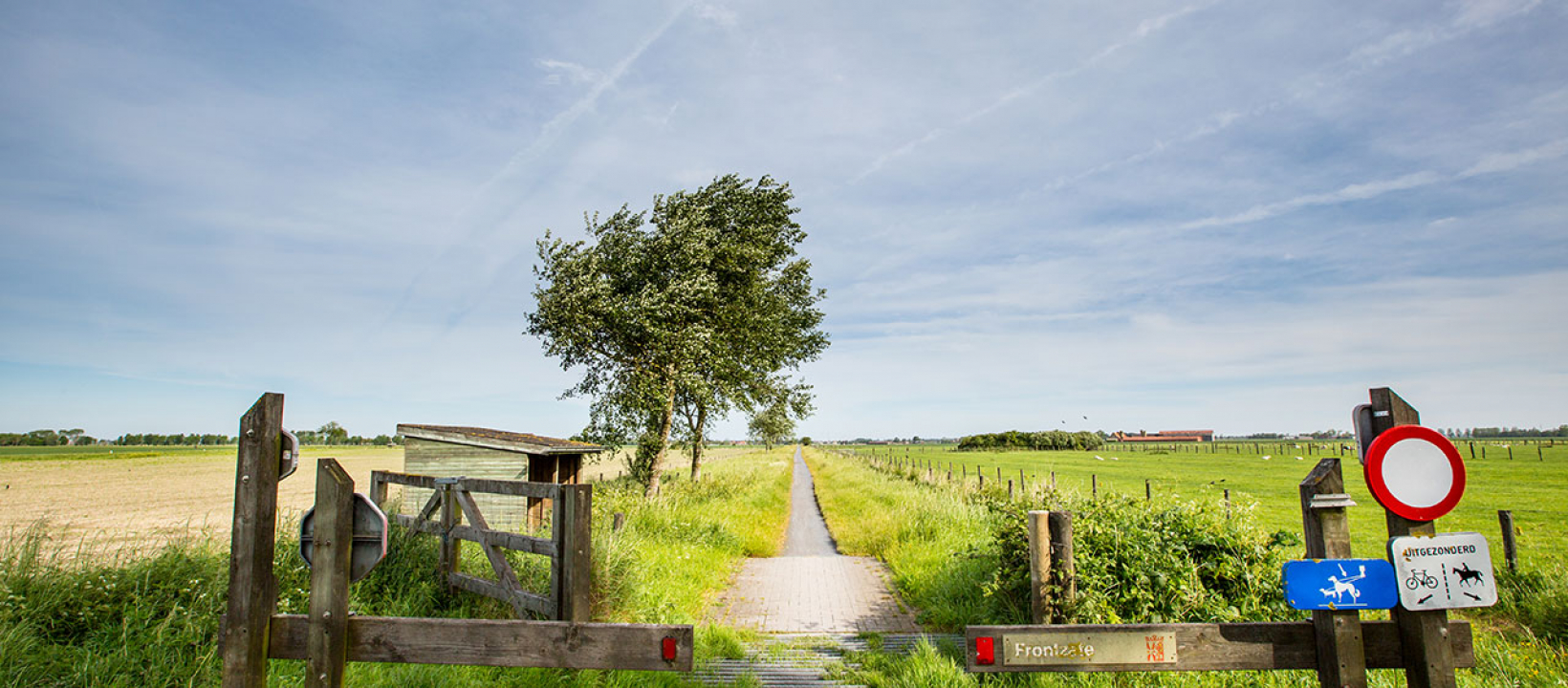 Ronde-van-Vlaanderen-fietsen-3--600x398.jpg Frontzate, de fietsroute over een oude spoorlijn tussen Diksmuide en Veurne.
